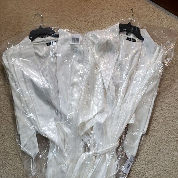 NATORI Decadence Wrap   - Picture 5 of 7